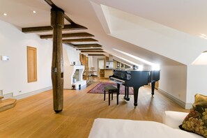 Luxury Apartment, 4 Bedrooms | Living area | Flat-screen TV - Residence Perseus Apartments (Stockholm)
