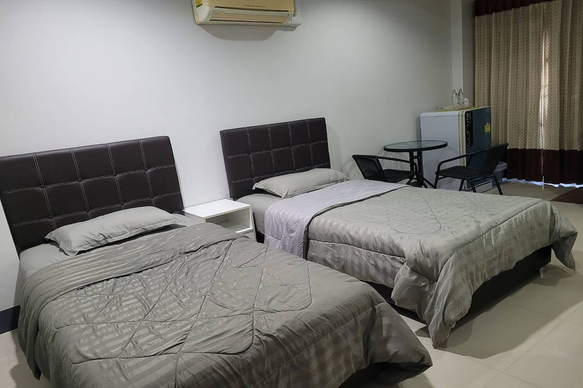 Desk, free WiFi, bed sheets