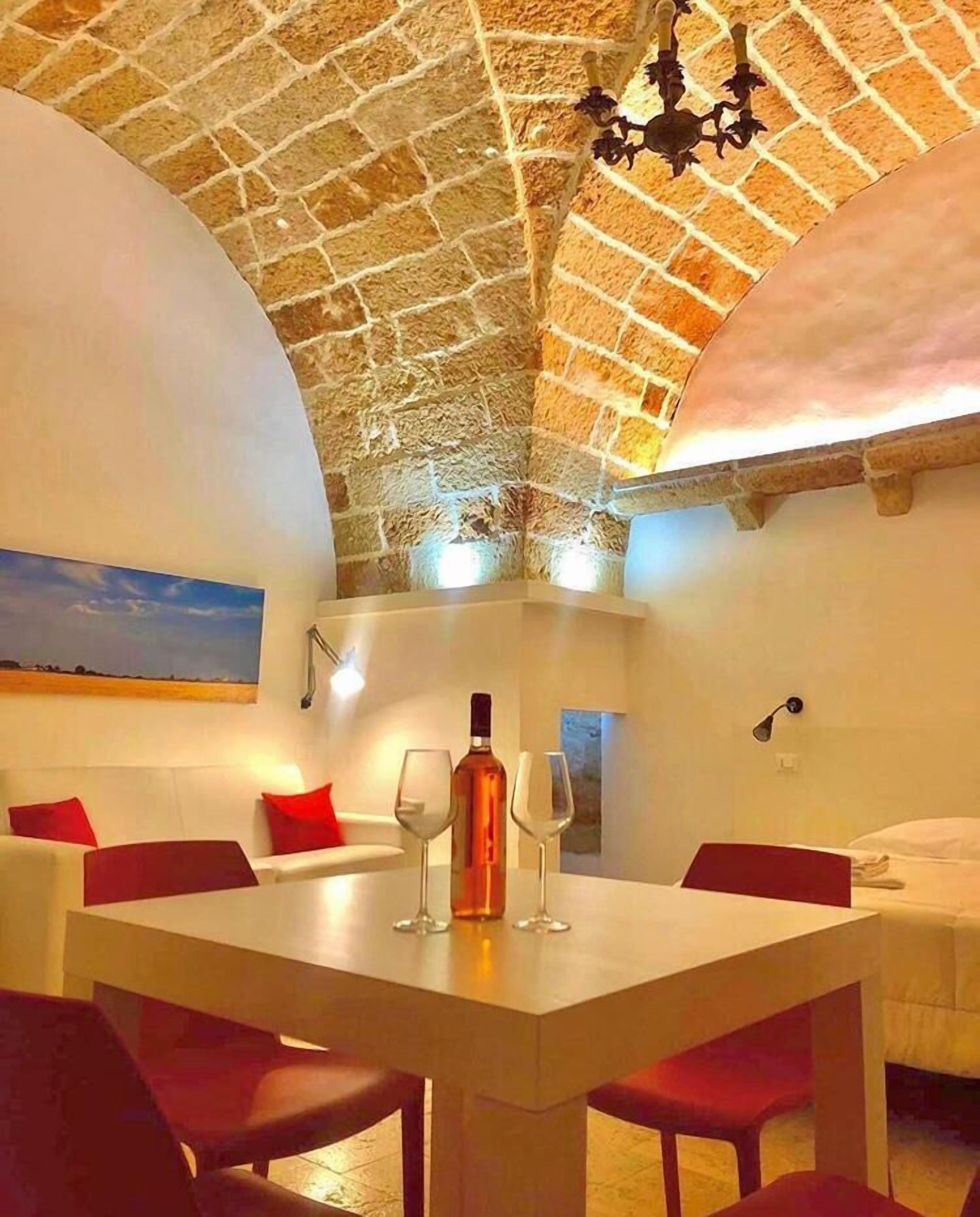 스튜디오, 파티오 (Sterlizia) | 고급 침구, 오리/거위털 이불, 메모리폼 침대, 객실 내 금고