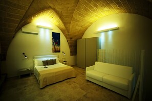 Luxury-Apartment, 2 Schlafzimmer, Terrasse (Trifoglio) | Hochwertige Bettwaren, Daunenbettdecken