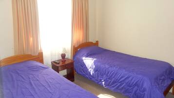 Free cots/infant beds, free WiFi