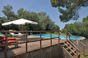 Outdoor pool, pool umbrellas, pool loungers - Il Principe (Manciano)