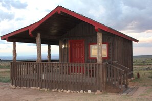 Cabin, Shared Bathroom | Premium bedding, individually decorated - Grand Canyon Ranch & Outfitters (Fredonia)