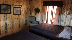 Cabin, Shared Bathroom - Grand Canyon Ranch & Outfitters (Fredonia)