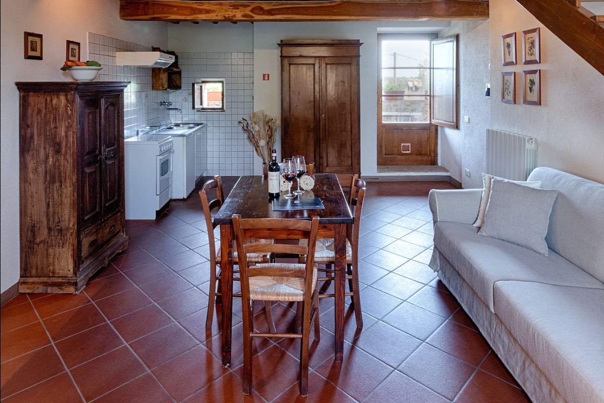 Apartment (Duplex Viola) | Living area | Fireplace