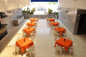 Frühstück, Mittagessen, Abendessen, internationale Küche