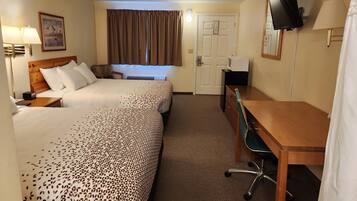 2 habitaciones, decoración personalizada y escritorio