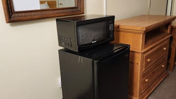 Family Room, 2 Bedrooms | Mini fridge