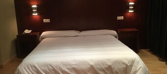 Hotel Arcea Villaviciosa