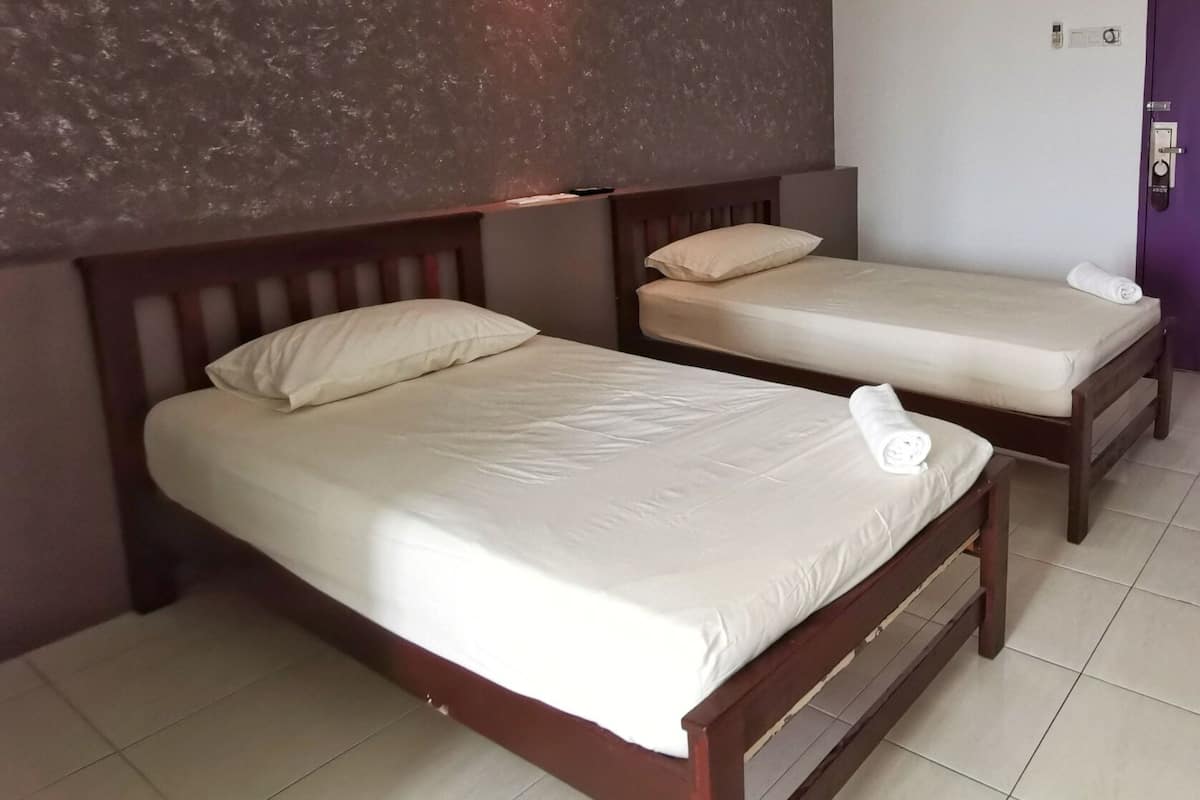 Twin Room, 2 Single Beds