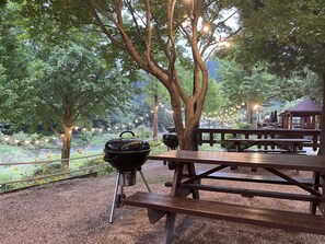 BBQ/picnic Area - Kensington Resort Gapyeong (Gapyeong)