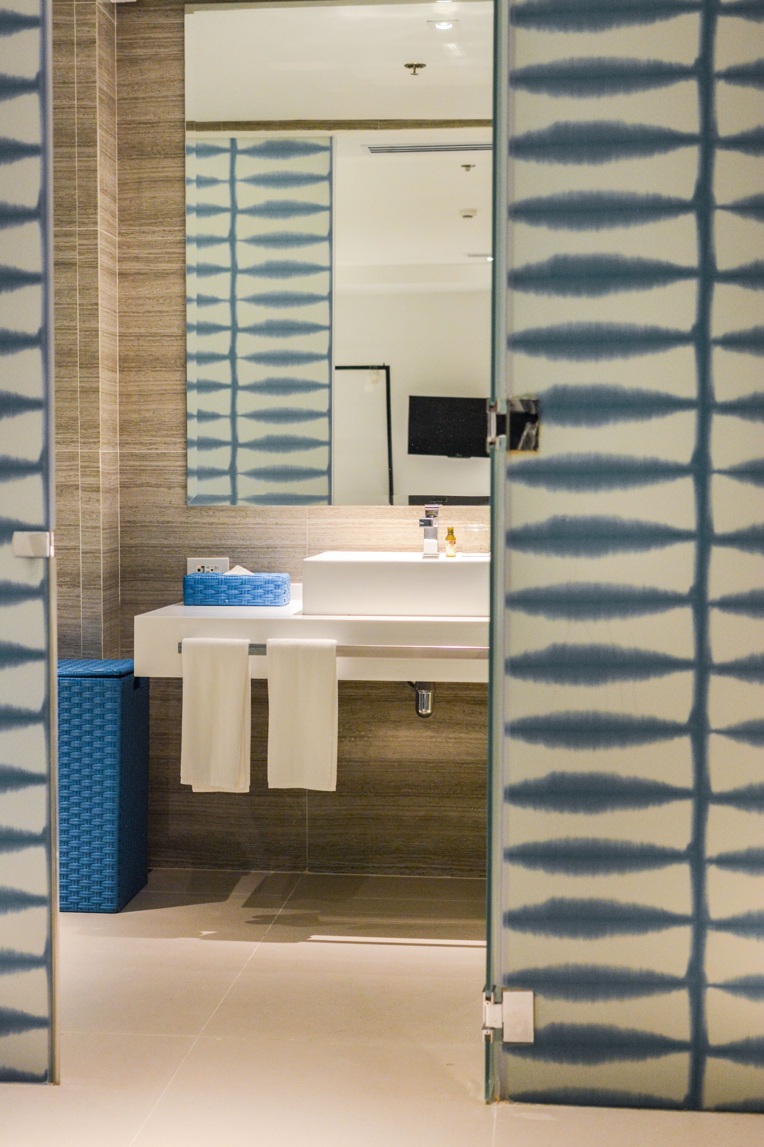 superior room | bathroom | shower, free toiletries, hair dryer, bathrobes