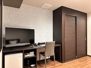 Habitación básica con 2 camas individuales, para no fumadores | Ropa de cama hipoalergénica y decoración personalizada