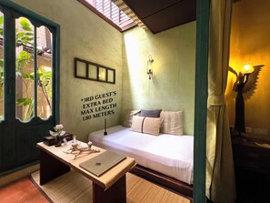 Garden Suite | In-room safe, iron/ironing board, bed sheets - Old Capital Bike Inn (Bangkok)