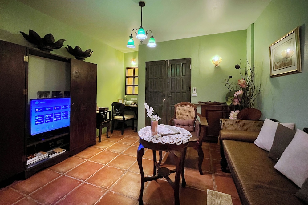 Old Capital Bike Inn by null