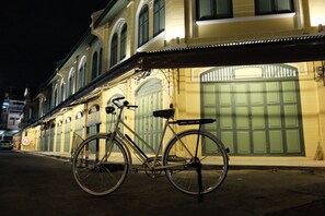 Bicycling - Old Capital Bike Inn (Bangkok)
