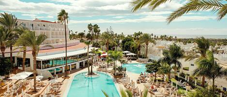 Vue depuis lâhĂ©bergement