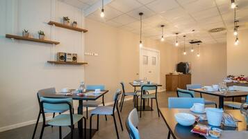 Desayuno buffet incluido todos los días