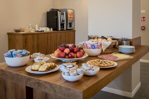 Tägliches inbegriffenes Frühstücksbuffet