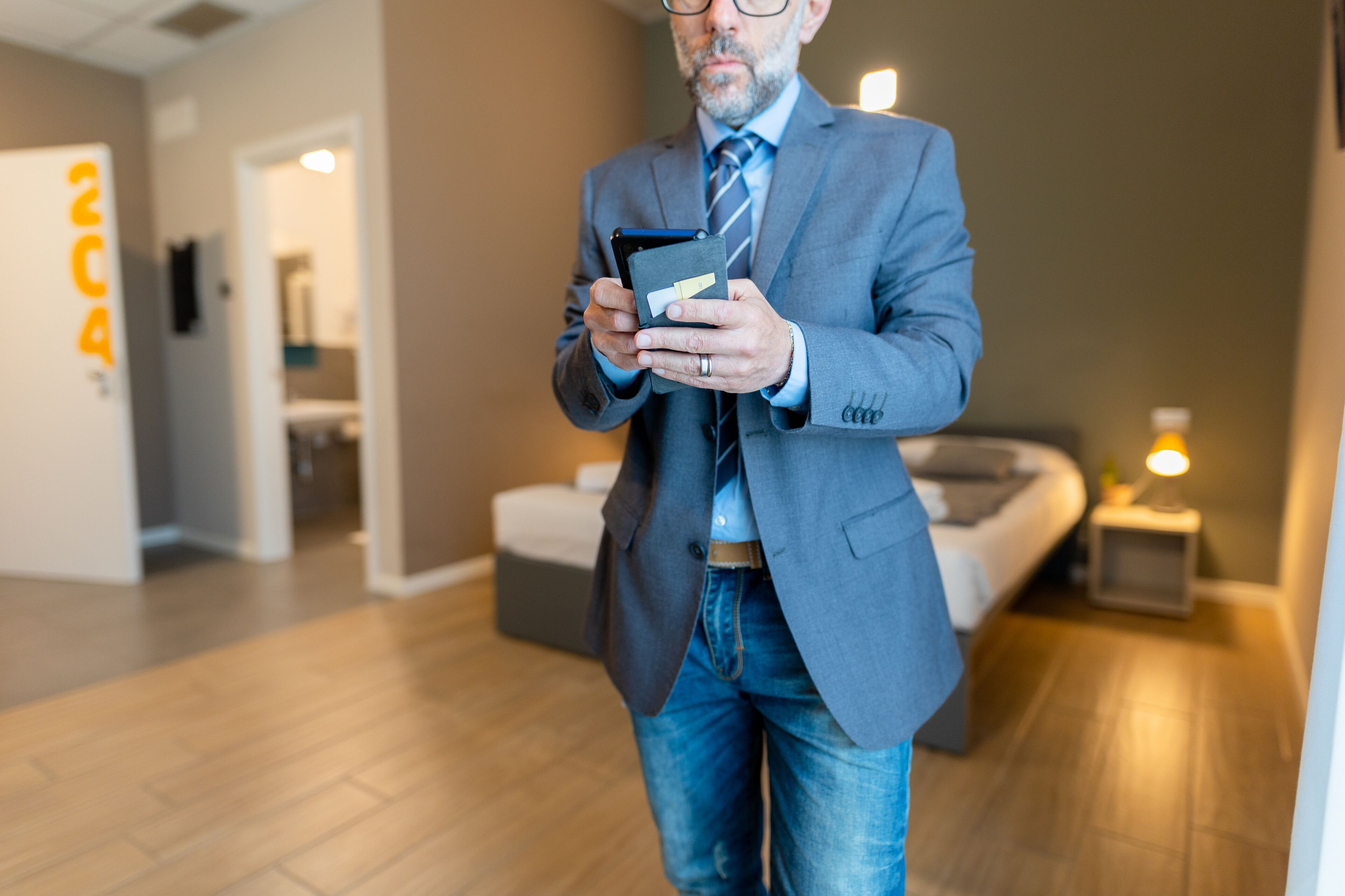 Single Room, 1 Twin Bed, Non Smoking | In-room safe, individually decorated, individually furnished, desk