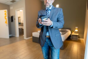 Coffres-forts dans les chambres, décoration personnalisée