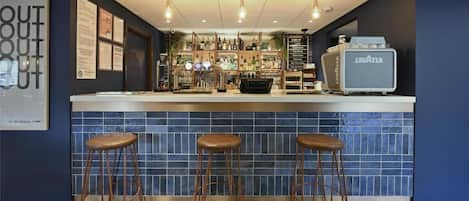 Bar (en la propiedad)