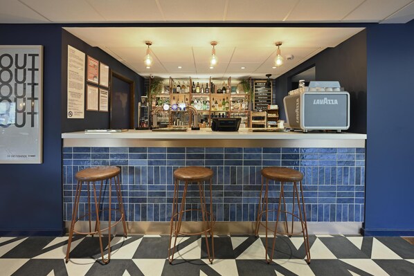 Bar (in der Unterkunft)