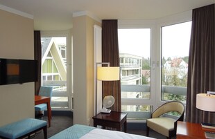 Standard Double Room | In-room safe, individually decorated, blackout drapes, free WiFi