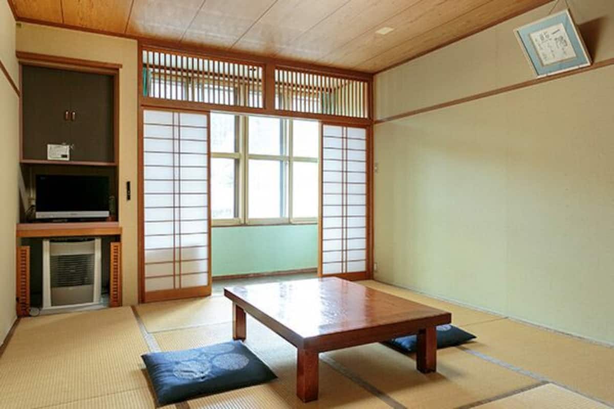 Economy Room, Non Smoking