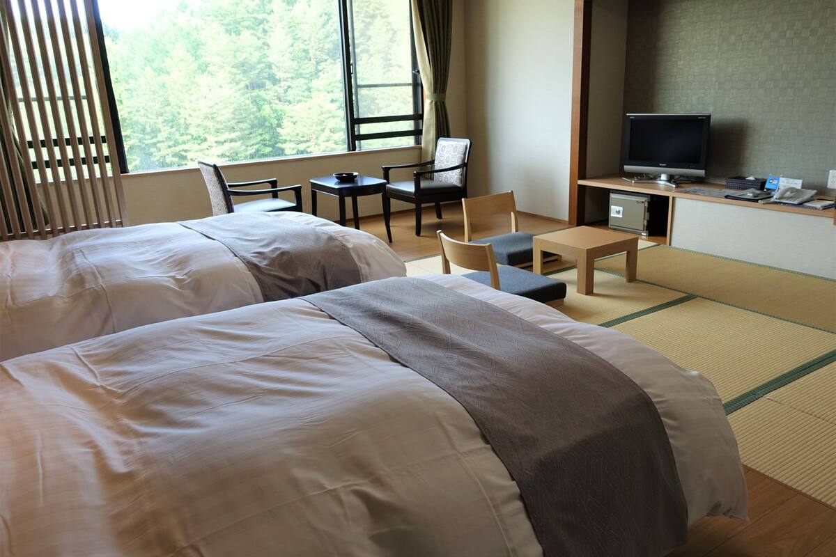superior room, multiple beds, non smoking | 1 bedroom, premium bedding, in-room safe, iron/ironing board