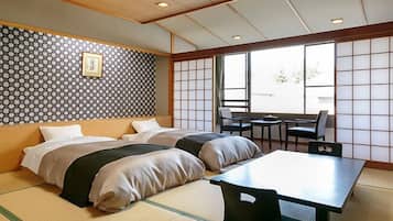 Superior Room, Multiple Beds, Non Smoking | Premium bedding, in-room safe, iron/ironing board, free WiFi