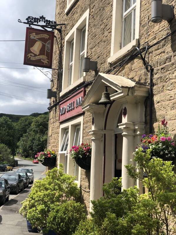 Front of property - The Old Bell Inn (Oldham)
