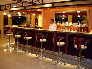 Bar (in der Unterkunft)