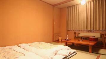 和室(専用バスルーム付き) バレービュー 禁煙 | セーフティボックス (室内)、デスク、ベッドシーツ、車椅子でアクセスできる設備