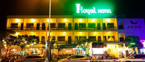 Front of property – evening/night