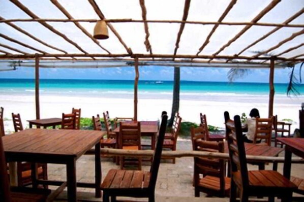 Restaurant - Chumphon Cabana Resort & Diving Centre (CHUMPHON)