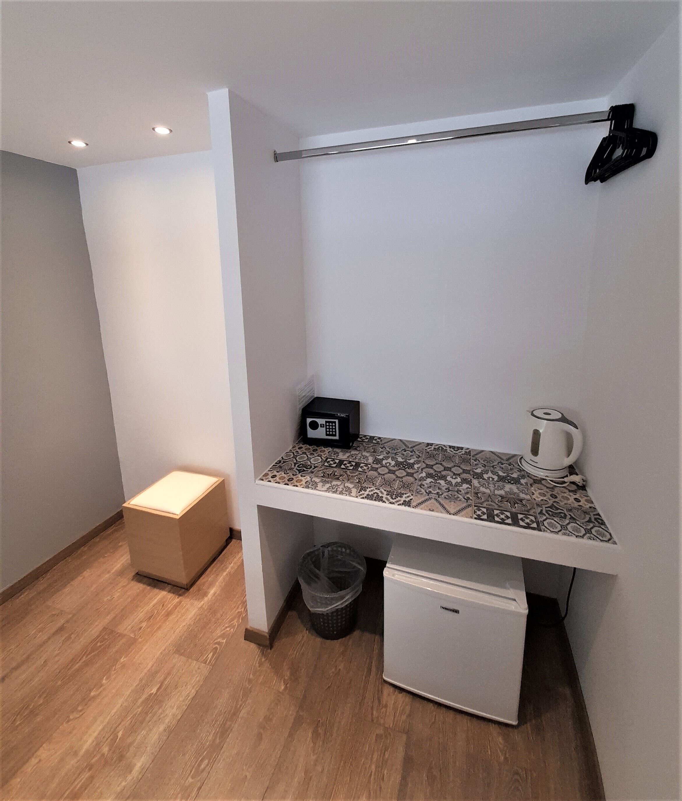 quadruple room | wardrobe