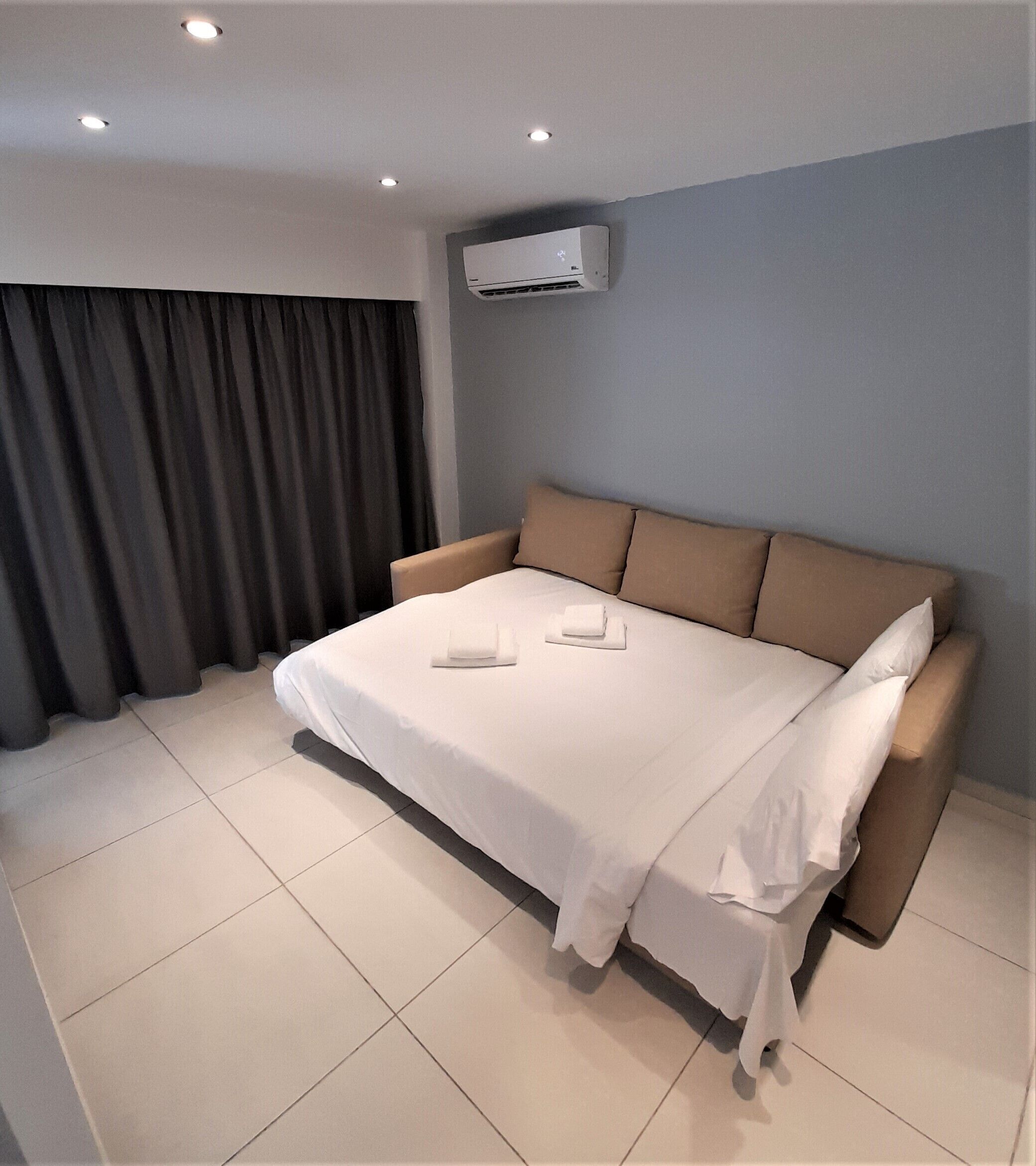 quadruple room | extra beds