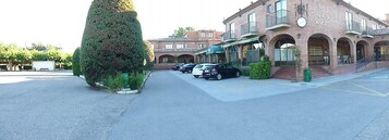 Fachada del alojamiento