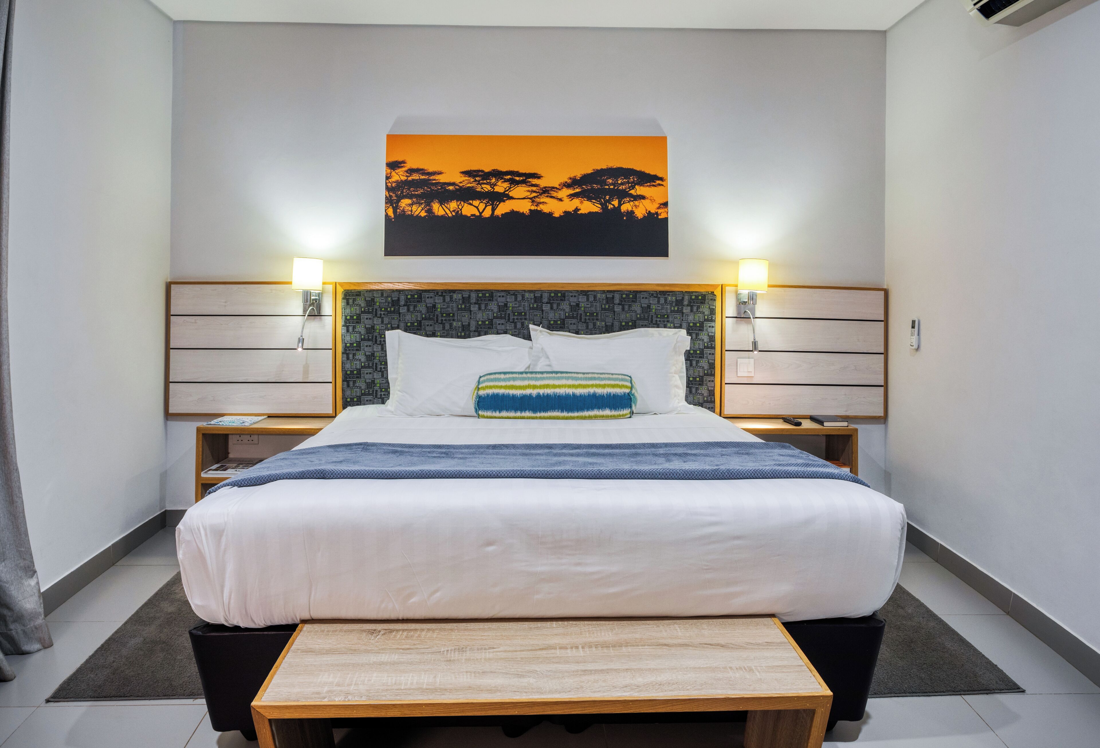 minibar, in-room safe, desk, free wifi