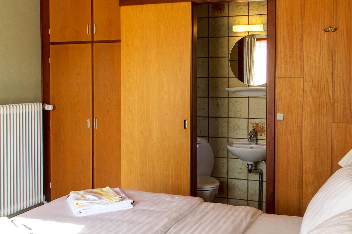 Economy Double Room, Private Small Bathroom | Individually decorated, individually furnished, iron/ironing board