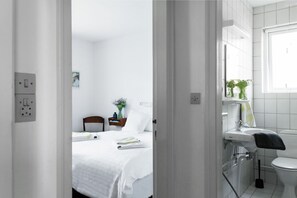 Family Room, 2 Bedrooms, Connecting Rooms