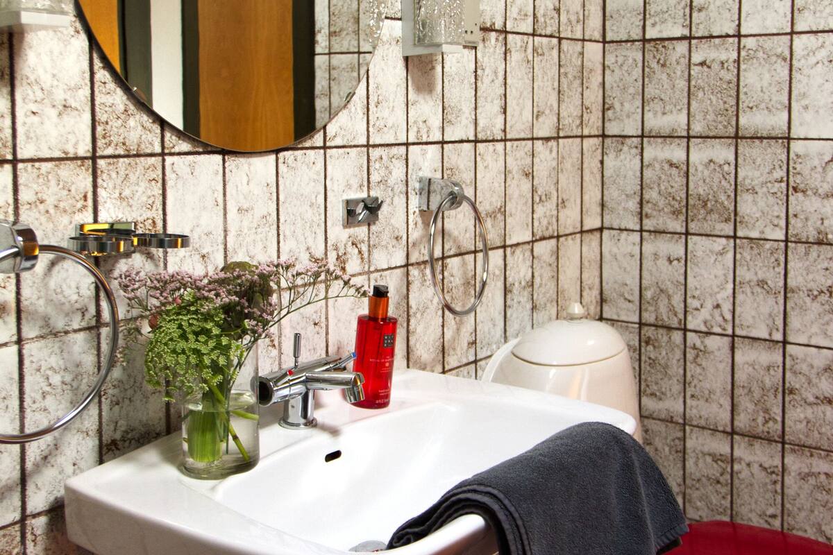 double room in annex with private bathroom in the hallway | individually decorated, individually furnished, iron/ironing board