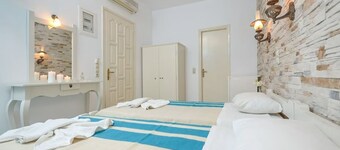Agia Anna Living