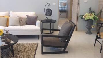 Villa, 3 Bedrooms, Private Pool | Living room | 40-inch LCD TV with cable channels, TV