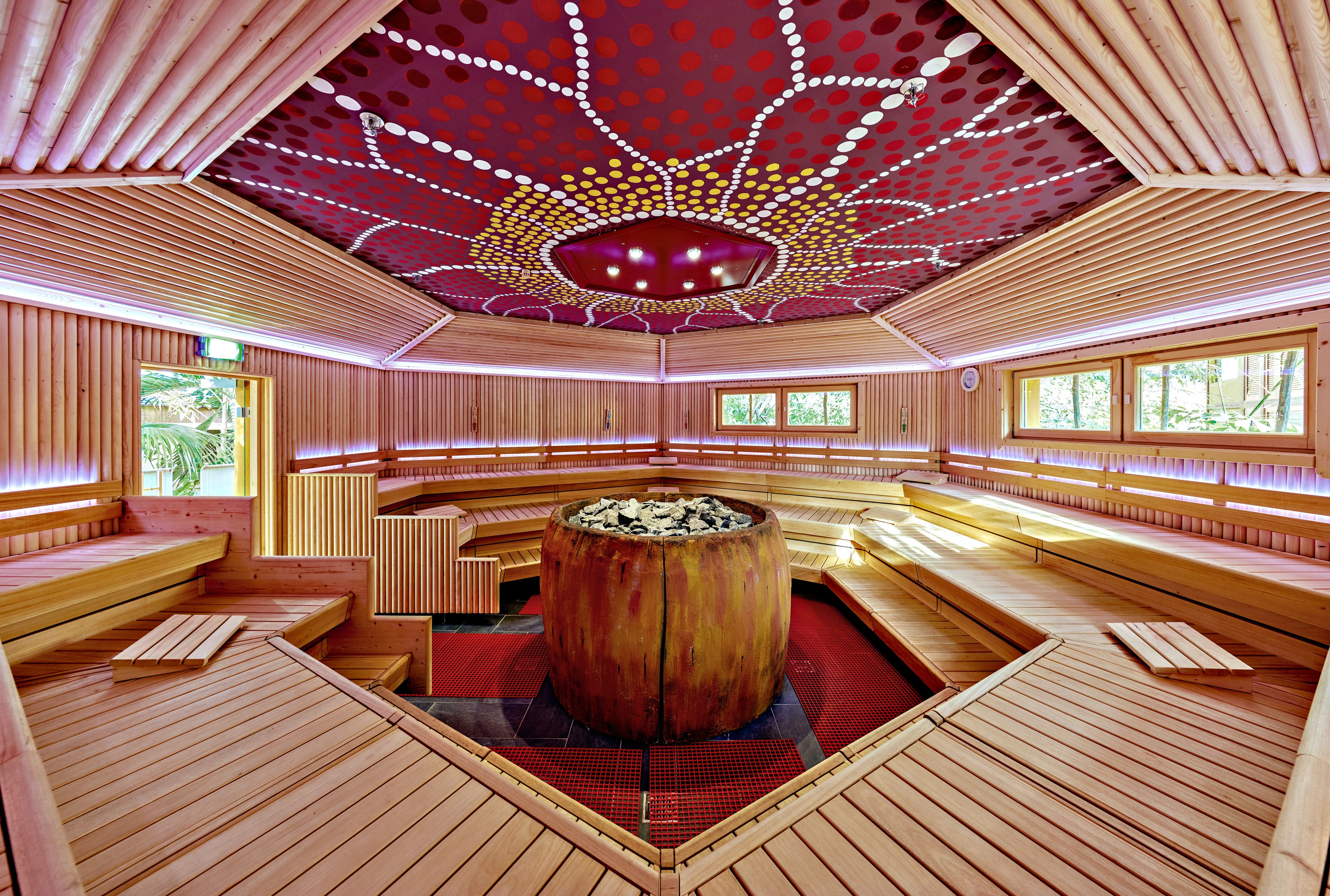 sauna, hot tub, steam room, turkish bath/hammam, hot stone massages