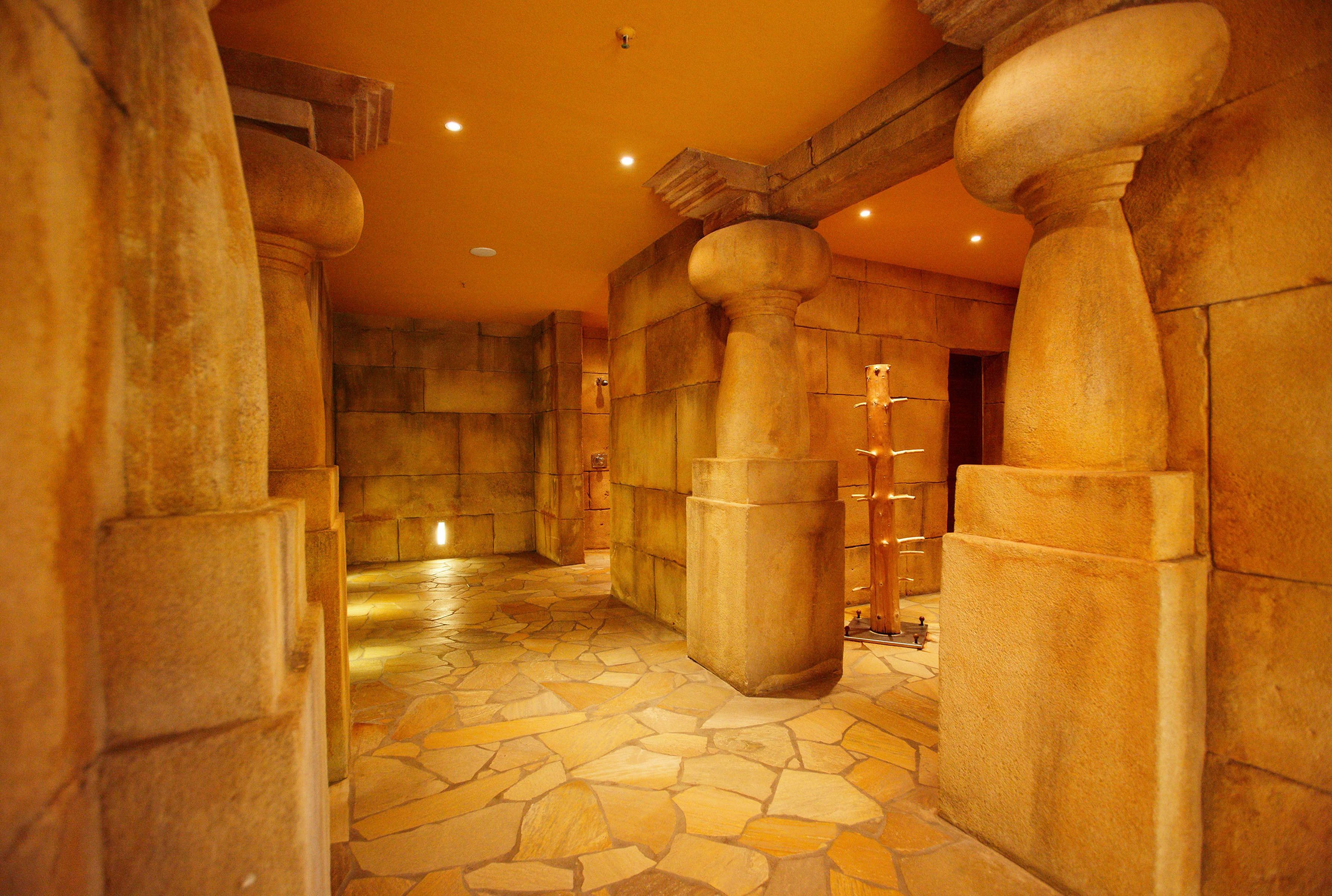 sauna, hot tub, steam room, turkish bath/hammam, hot stone massages