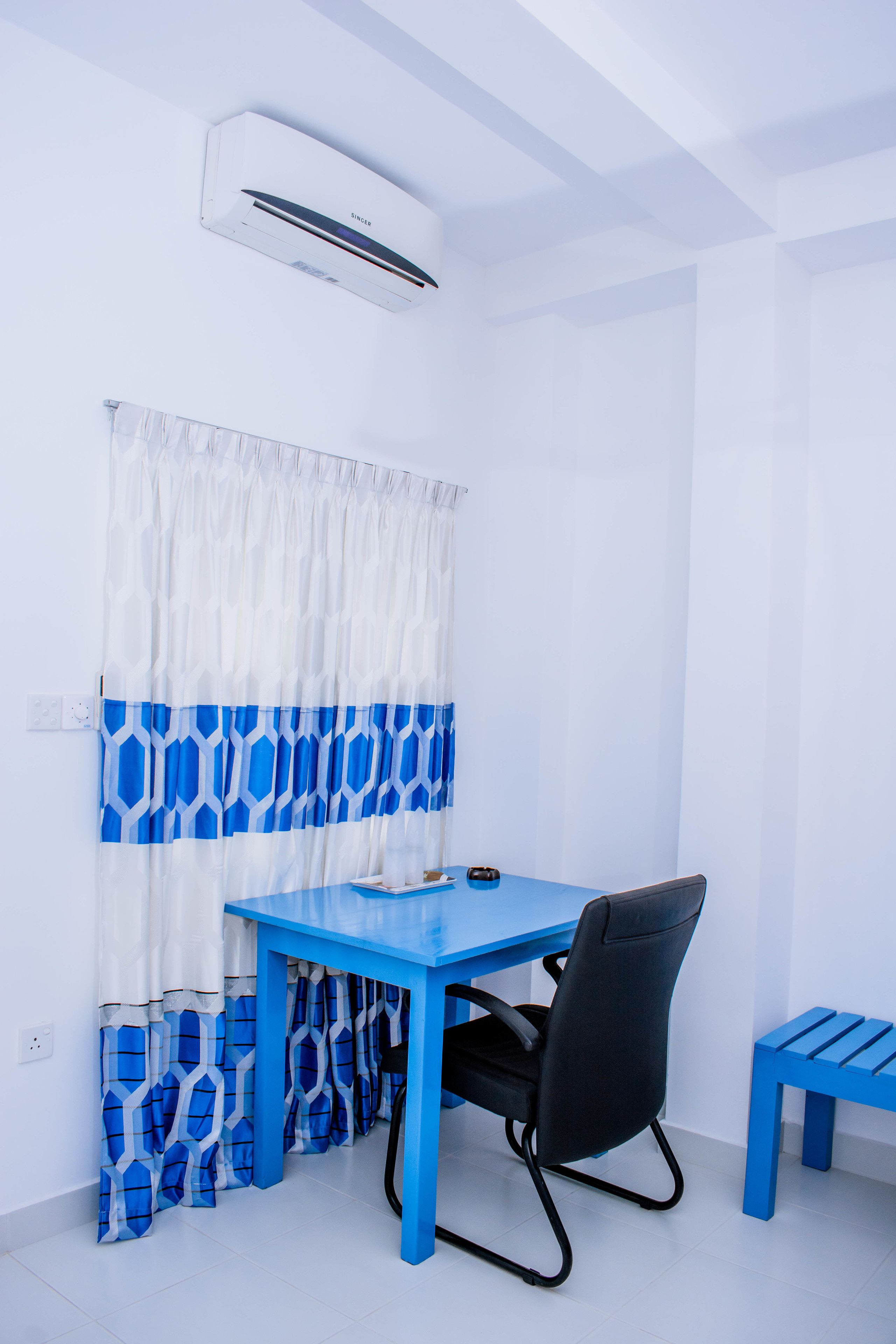 luxury room, 1 double bed, partial sea view | room amenity