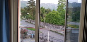 Pemandangan dari hartanah