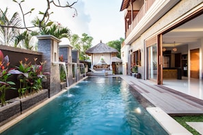 Utomhuspool